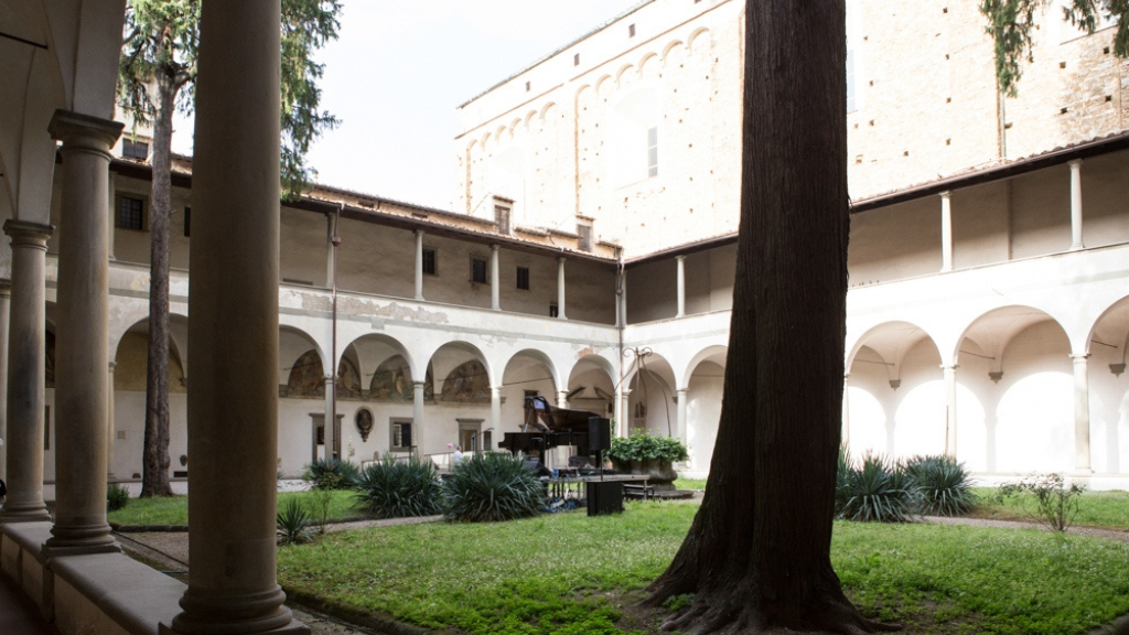 chiostro-del-convento-del-carmine-cover